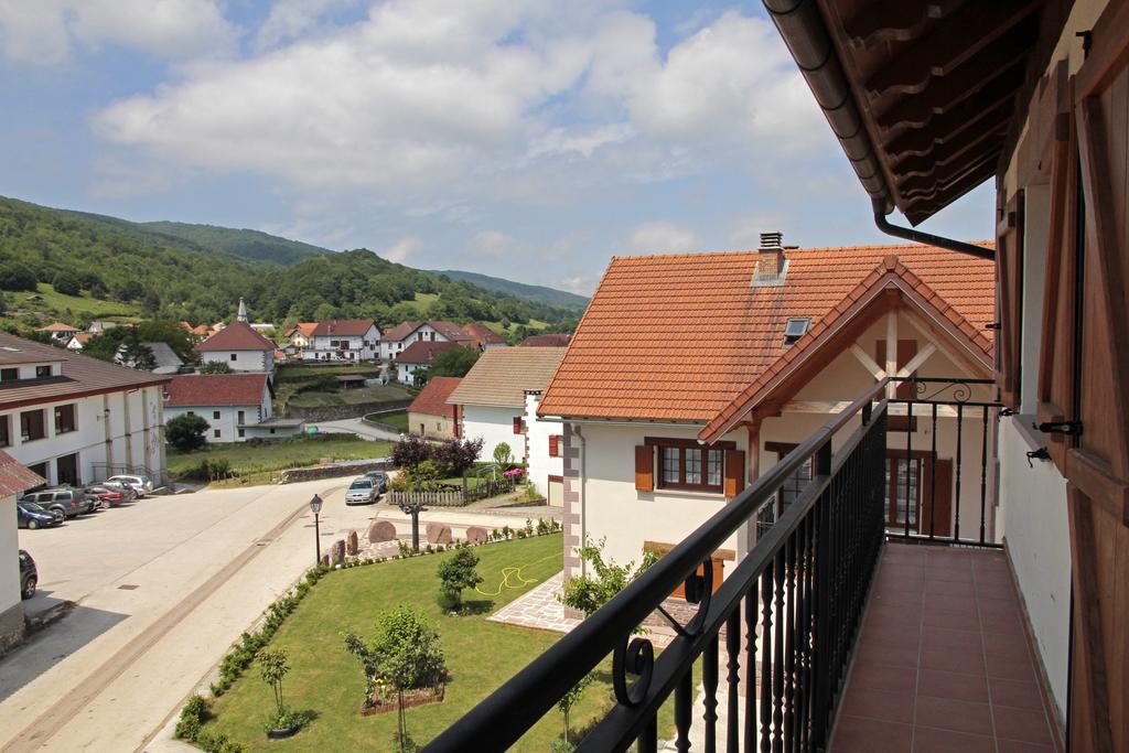 Apartamentos Irati Гарральда Экстерьер фото